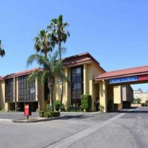 California Inn and Suites Bakersfield