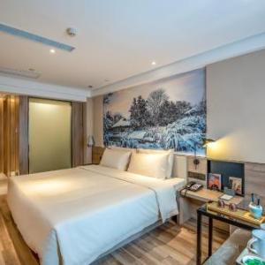 Atour Hotel Hangzhou West Lake Hubin Broken Bridge Canxue (Remnant Snow at Broken Bridge)