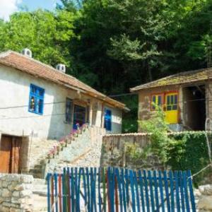 Charming rustic house in the village Lipovac