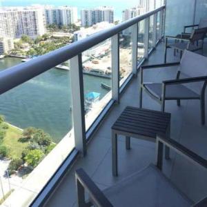 Amazing 1Bed 1Bath on Hallandale Beach