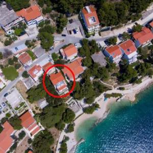 Apartments by the sea Brela Makarska - 13052