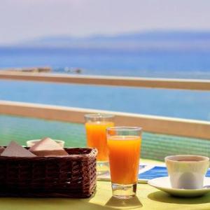 Sandy Beach Apartments