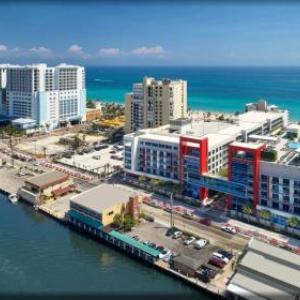 Beachfront Condo Resort- Balcony Rooftop pool