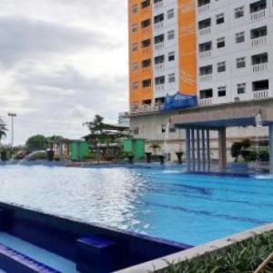 Comfy Studio Green Pramuka City Apartment with City View By Travelio