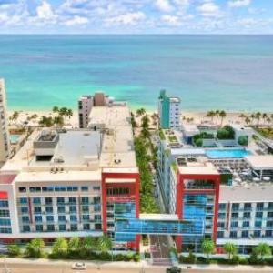 Beachfront Condo-ROOFTO POOL- 2 BEDROOMS 2 BR Holl