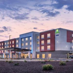 Hotels near Volcanoes Stadium - Holiday Inn Express & Suites Salem North-Keizer