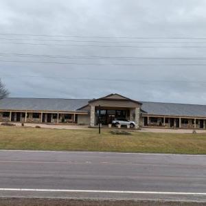 Owensville Inn
