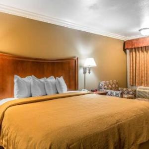 Hotels near South Coast Winery Temecula - Quality Inn Lake Elsinore