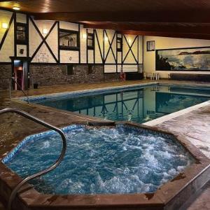 Three Rivers Hotel