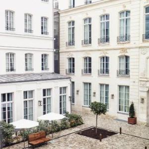 Hotels near Les Etoiles Paris - The Hoxton - Paris