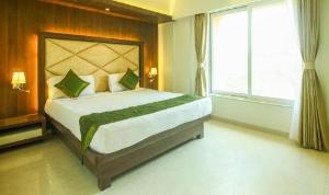 Treebo Tryst Laxvas, Thane