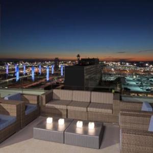 Hotels near The Savoy Entertainment Center - H Hotel Los Angeles Curio Collection By Hilton