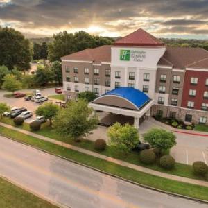 Holiday Inn Express And Suites Springfield Medical District