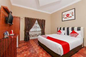 OYO 799 Hotel Dieng, Berastagi