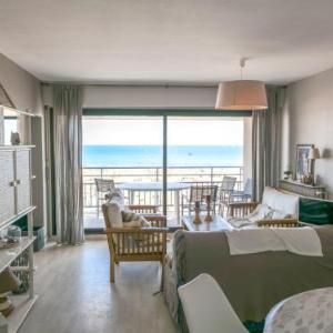 Appartement T2 en front de mer avec balcon garage et ascenseur Les Sables-d'Olonne - FR-1-197-475