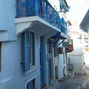 Skopelos Traditional Villa