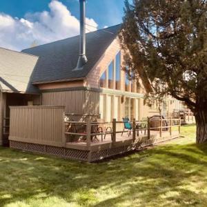 Terrific Central Oregon Chalet