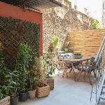 Cozy Flat with Terrace & Patio next to Lycabettus