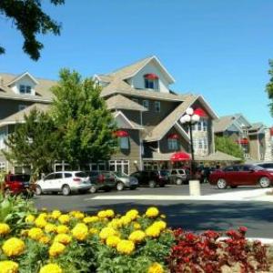 Cherry Tree Inn and Suites