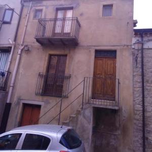 House with 2 bedrooms in Mistretta with terrace 14 km from the beach