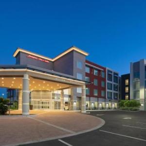 Hampton Inn & Suites Gilroy CA