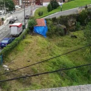 Apartment with 2 bedrooms in Oviedo with wonderful mountain view and WiFi 30 km from the beach