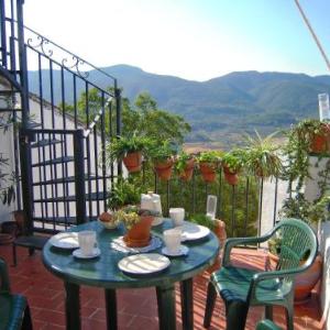 House with 4 bedrooms in Hornos with wonderful mountain view terrace and WiFi