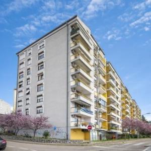 Apartments with WiFi Rijeka - 17629
