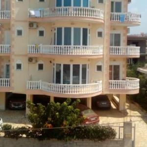 Studio Apartments Rizarjo