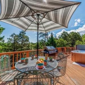 Canyon View 2 Bedrooms Hot Tub Deck Sleeps 4