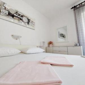 APARTMENT ELI