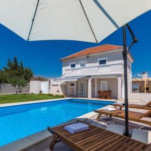 Kristina holiday home with private swimmingpool