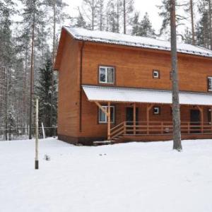 Cottages Near Zhuravlyovskoye