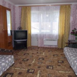 Apartment on Parallelnaya