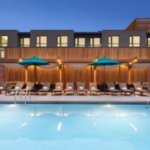 Folsom Field Hotels - Embassy Suites by Hilton Boulder