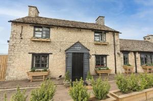 Duke Of Marlborough, Witney