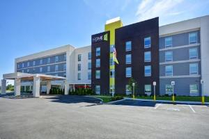 Home2 Suites by Hilton Queensbury Lake George, Lake George