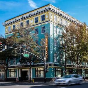 Hotel Clariana