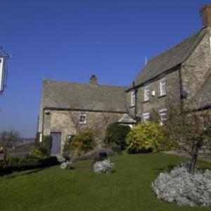 Alex James' Farm Kingham Hotels - The Bird In Hand Inn Witney