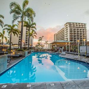 Embassy Suites By Hilton Waikiki Beach Walk