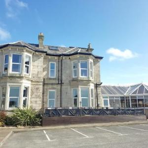 Ayr Racecourse Hotels - Fairfield House Hotel