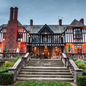 Inglewood Manor