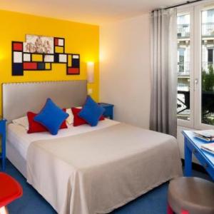 Elysee Montmartre Hotels - Hotel Du Mont Dore Batignolles