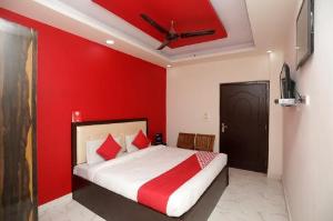 OYO 14332 Raj Palace, Meerut