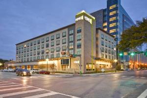Home2 Suites by Hilton Dallas Downtown at Baylor Scott & White hotel near Kay Bailey Hutchison Convention Center