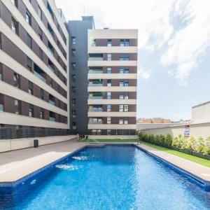 La Serna Premium Center