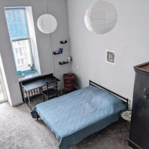 Entire 2-bedroom Authentic Flat