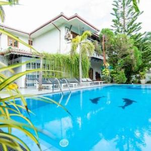 Avon Villa