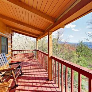 1065 E Foothills Dr Cabin