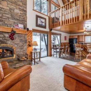 Incline Chalet Near Skiing Hiking Casino and Restaurants home